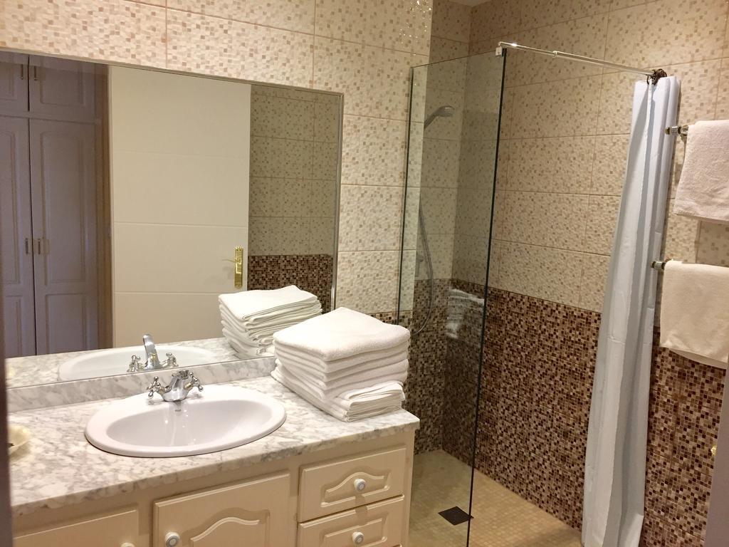 Hotel Silvia Эмпуриабрава Экстерьер фото
